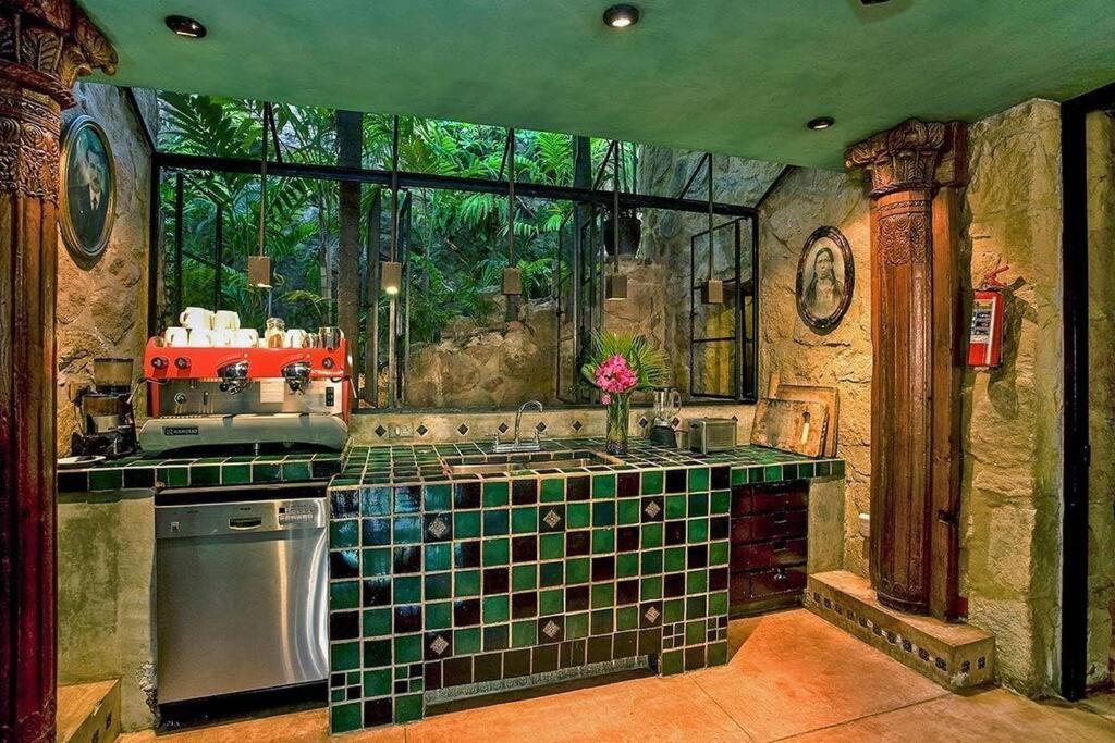 Вилла Casa Septiembre Пуэрто-Вальярта Экстерьер фото